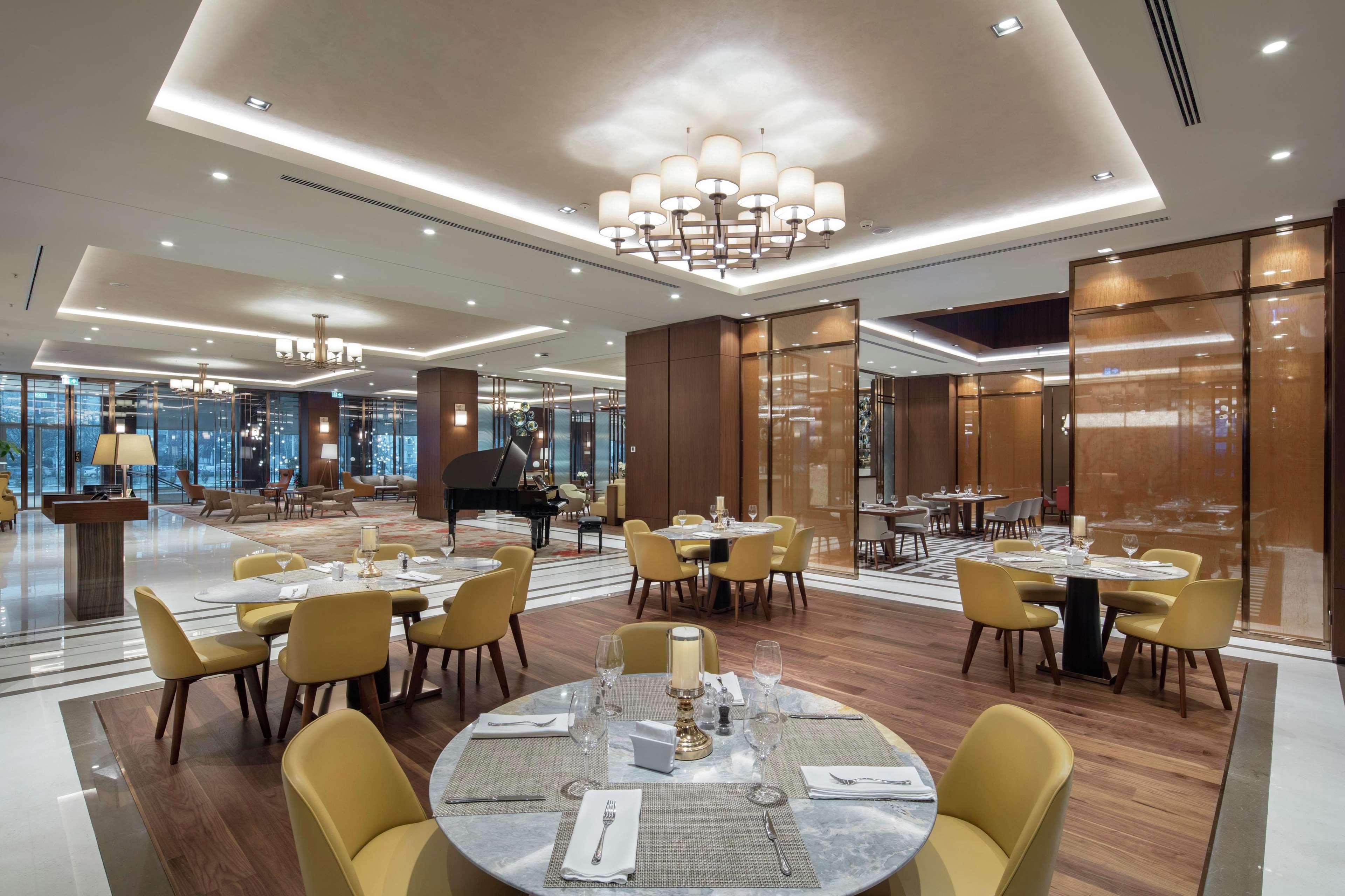 ดับเบิลทรี บาย ฮิลตัน สกอปเย Hotel สโกเปีย ภายนอก รูปภาพ The restaurant