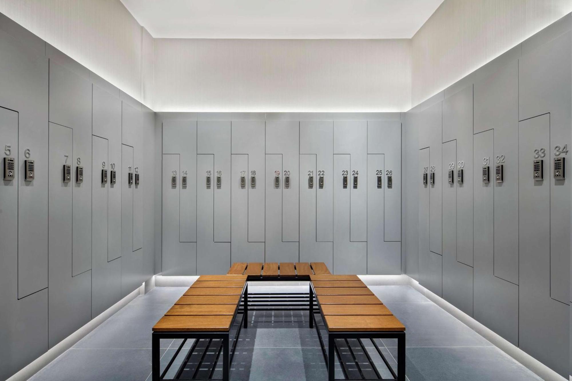 ดับเบิลทรี บาย ฮิลตัน สกอปเย Hotel สโกเปีย ภายนอก รูปภาพ Locker room