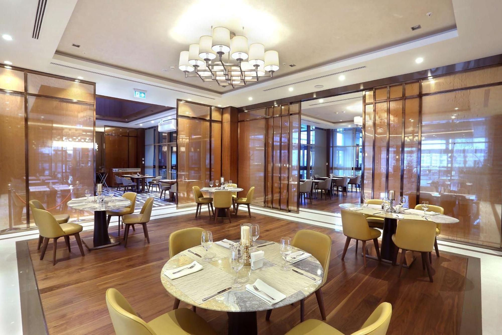 ดับเบิลทรี บาย ฮิลตัน สกอปเย Hotel สโกเปีย ภายนอก รูปภาพ The restaurant